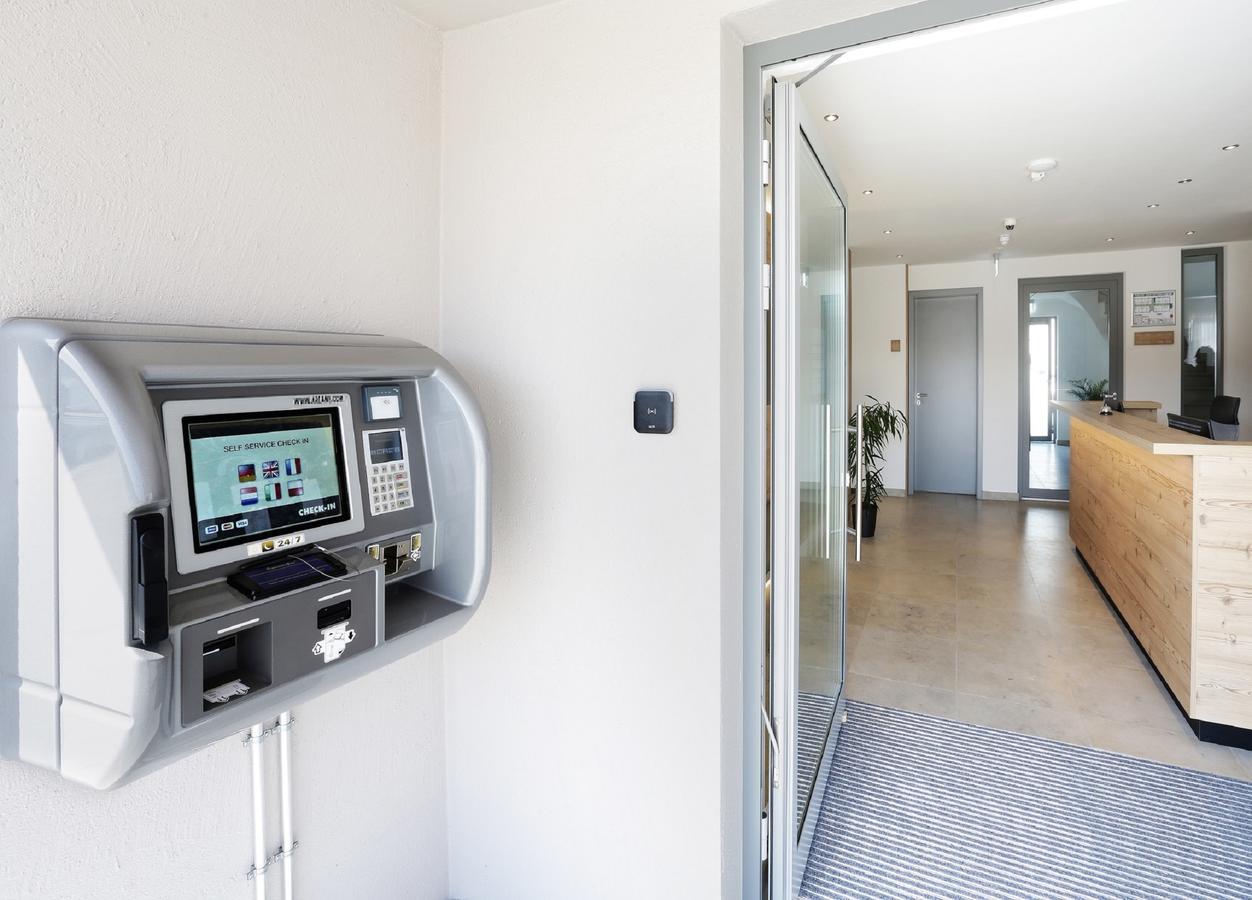 Easy Sleep Apartmenthotel Ergolding Bagian luar foto